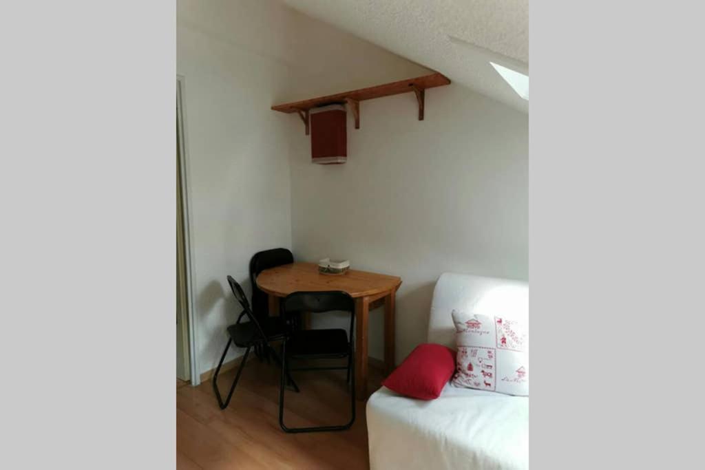 Studio mansardé 18 m2 climatisé avec piscine privée Gresse-en-Vercors Extérieur photo
